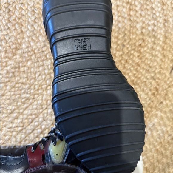 Fendi Stylish Black and Burgundy Men's Sneakers - Picture 9 of 12